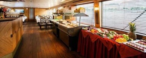 Boats and steamboats for hire